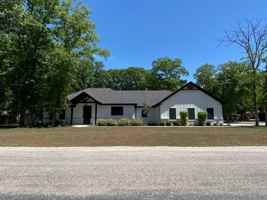 featured image of 501 Monna Ct #1