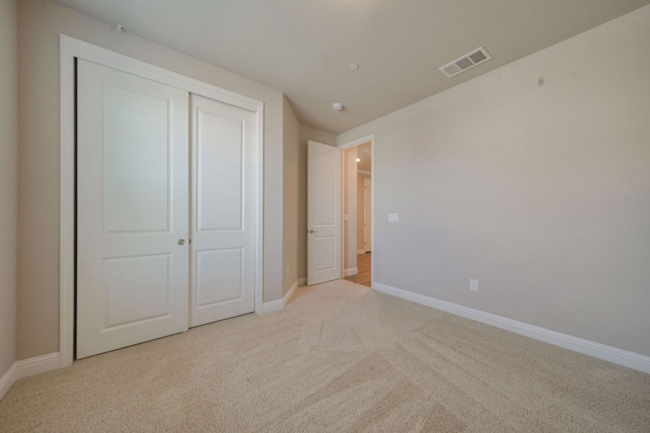 604 Sunflower Ln #1 - Photo 2 of 14