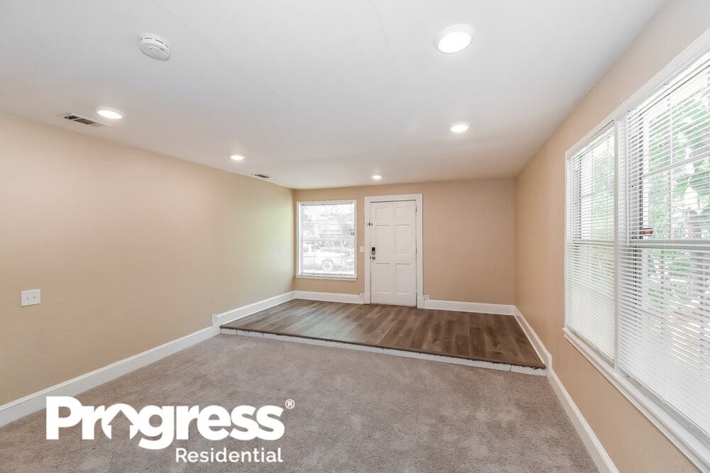 1815 Lilly Rd E - Photo 3 of 16