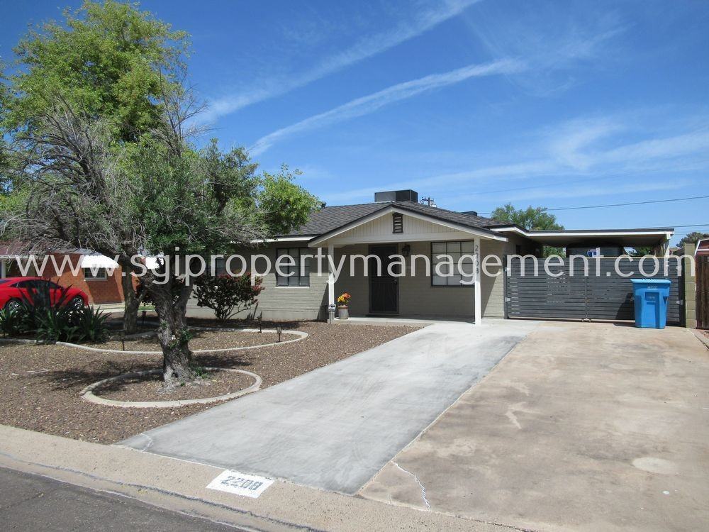 2208 W Mitchell Dr - Photo 2 of 19