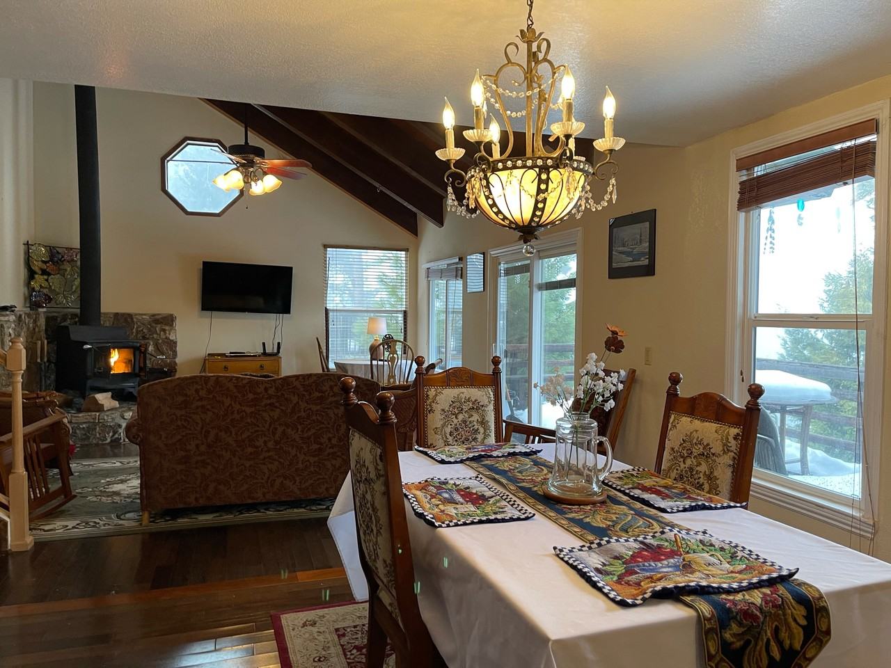 855 Lassen View Dr #NA - Photo 3 of 18