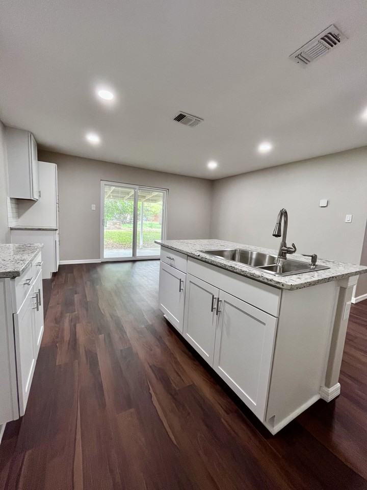 7207 Rock Knoll Dr #NA - Photo 3 of 16