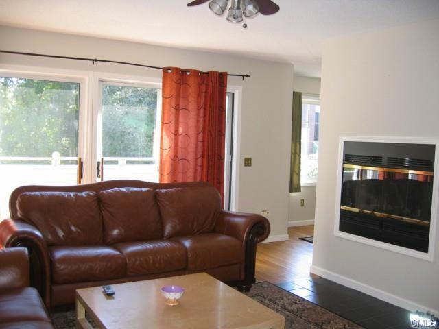 72 Wilton Crest Rd #72 - Photo 3 of 15