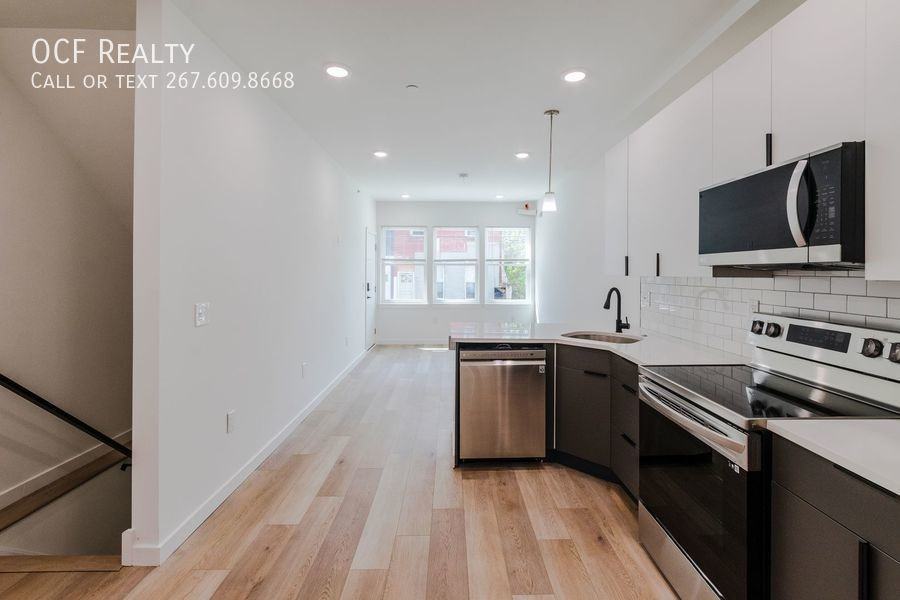 1003 W Dakota St #1 - Photo 2 of 23