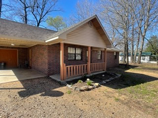 807 Dierks St - Photo 3 of 18