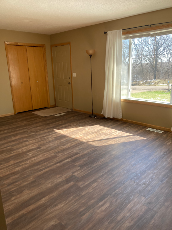 25390 101st St Nw - Photo 2 of 4