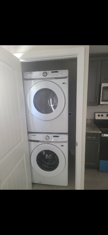 331 Carbon St - Photo 2 of 11