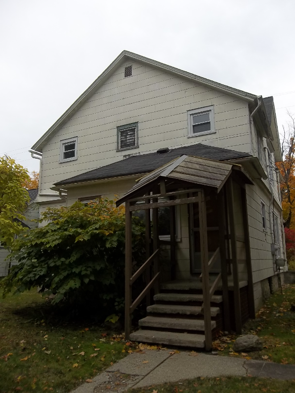 312 N Lincoln Ave - Photo 2 of 33