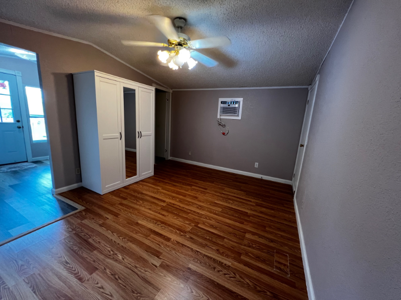 227 Castin Ln - Photo 2 of 8