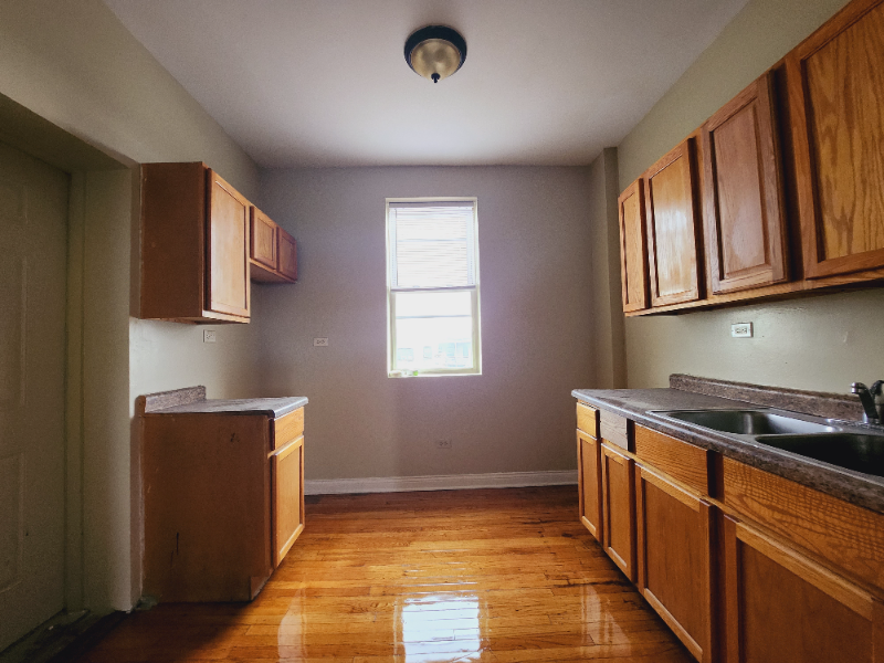 1548 N Parkside Ave #307 - Photo 7 of 10