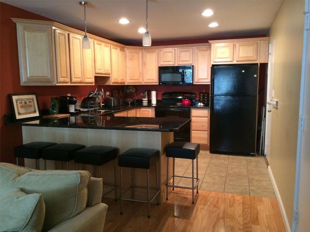 A5 Colonial Dr - Photo 2 of 4