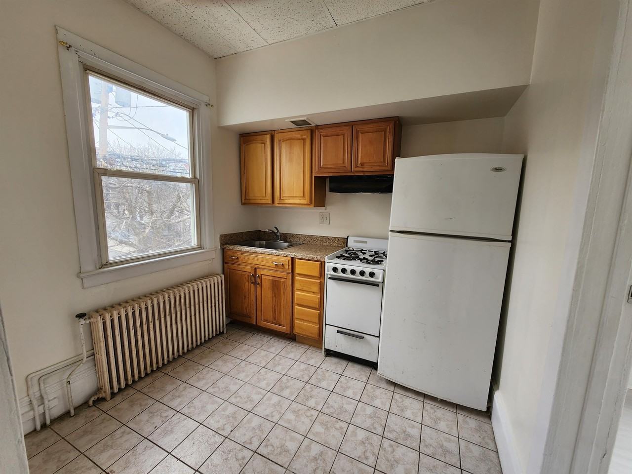 6109 Jackson St Apt 2f #2F - Photo 3 of 8