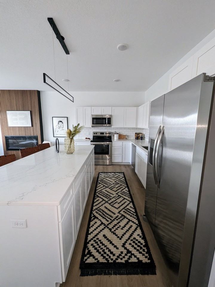 6501 Hickman Rd - Photo 6 of 18