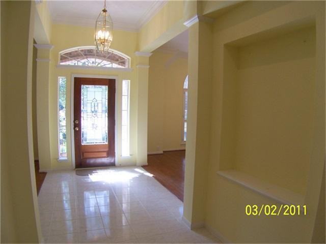 34 Sparklewood Pl - Photo 2 of 15