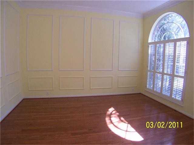 34 Sparklewood Pl - Photo 3 of 15