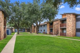 Apartments for Rent In Arlington, TX | Find 548 Condos & Other Rentals