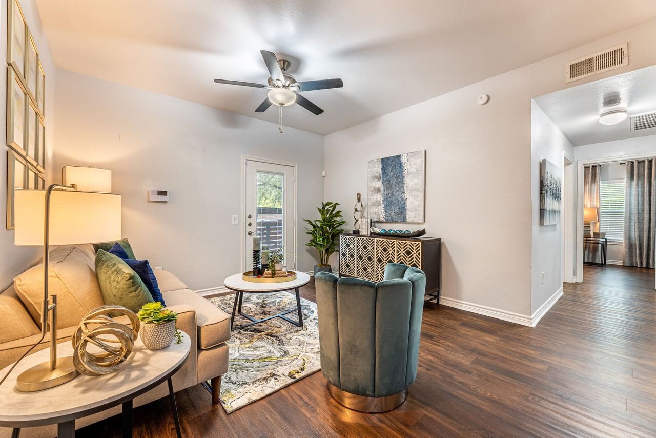 Lakebridge Apartments - Photo 7 of 77