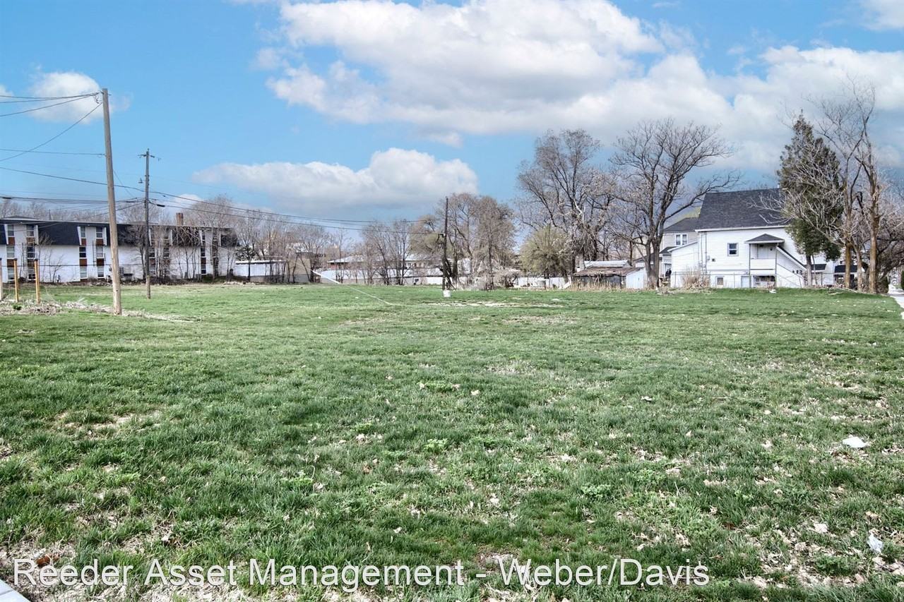 2201 Jefferson Avenue - Photo 3 of 3