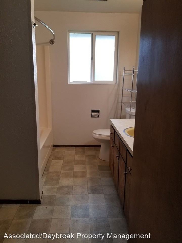 302 Canyon - Photo 2 of 20