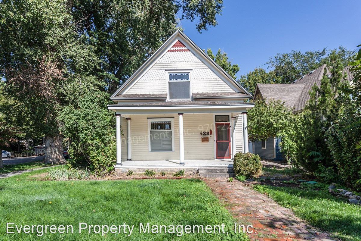 428 W Oak St - Photo 2 of 33
