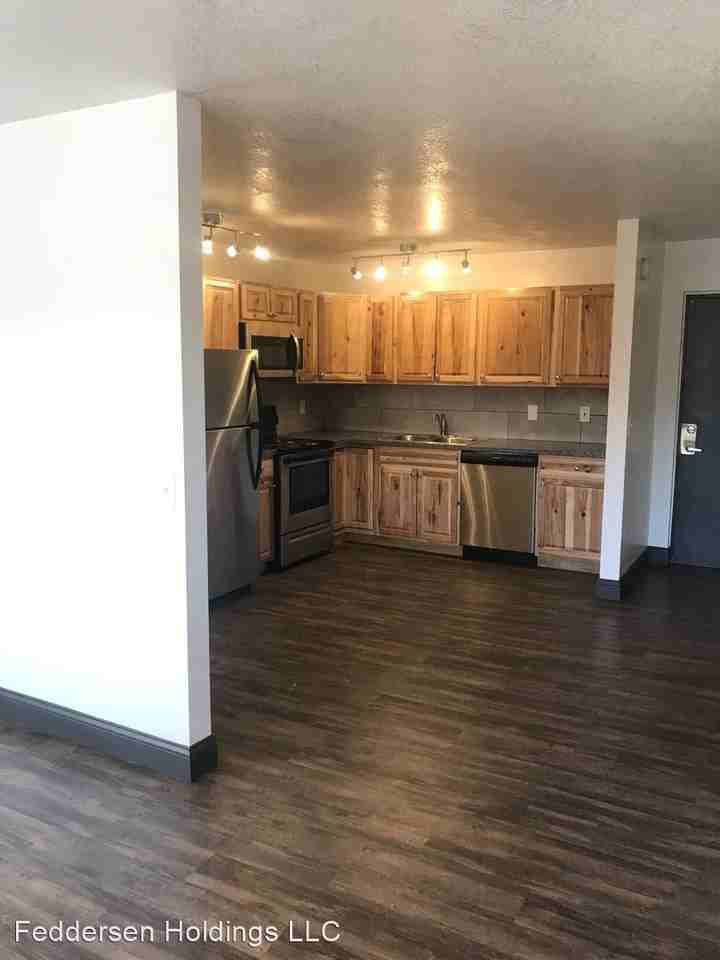 2640 2nd Ave South - Photo 2 of 7