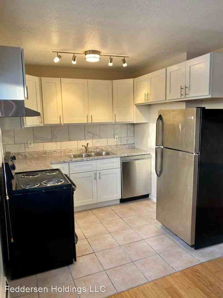 3230 Nicollet Ave South - Photo 2 of 13