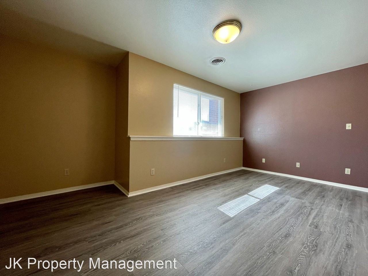 3409 11th Ave S - Photo 2 of 11