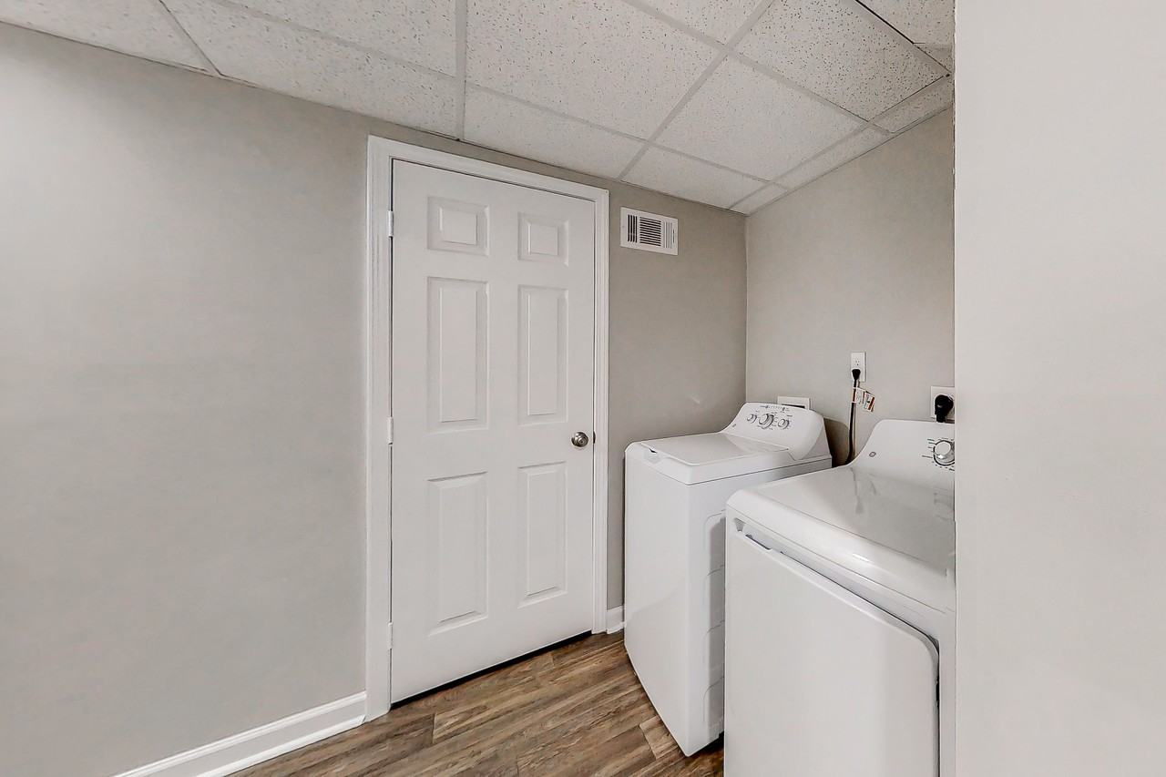 Malibu Dr - Photo 7 of 15