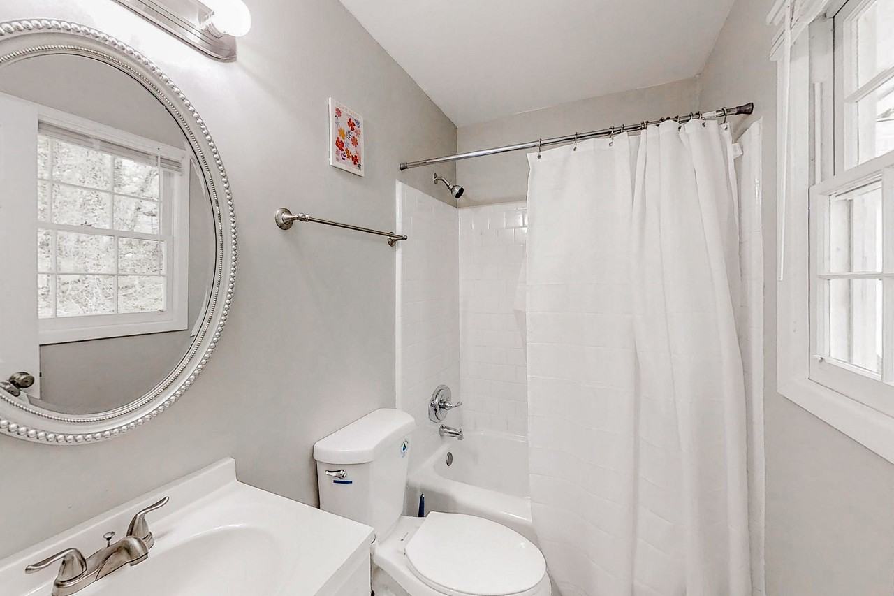 Malibu Drive - Photo 3 of 15