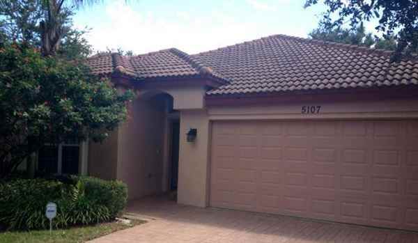 5107 Elpine Way - Photo 3 of 6