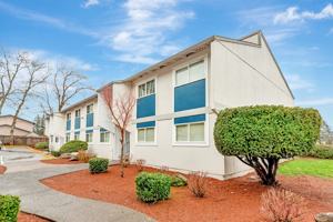 featured image of 224 Se 188th Ave