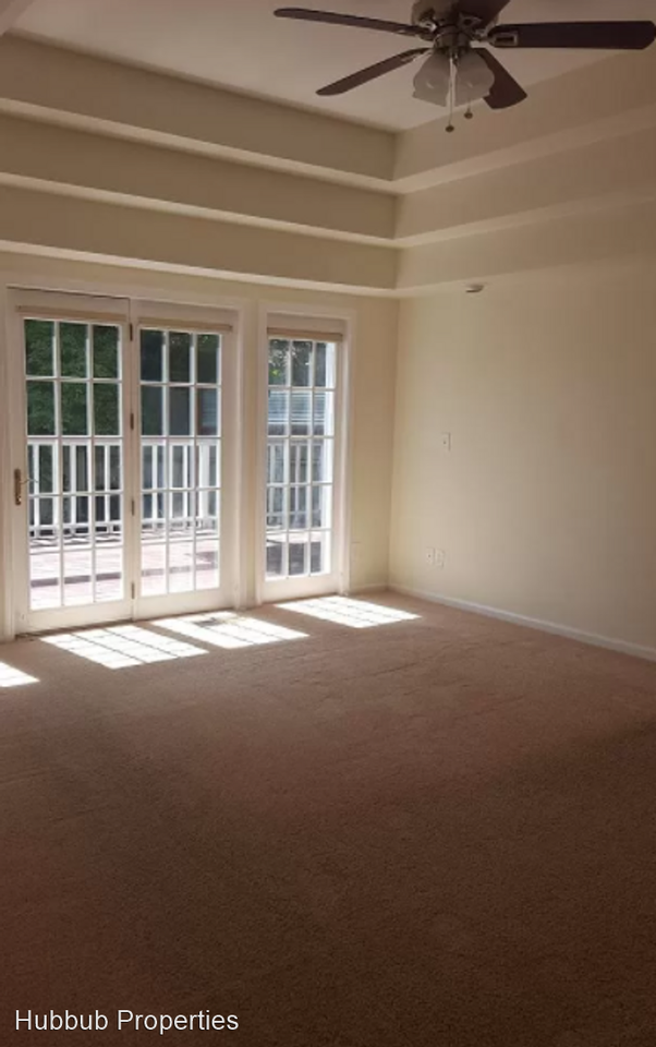 788 Sunriver Ln - Photo 3 of 9