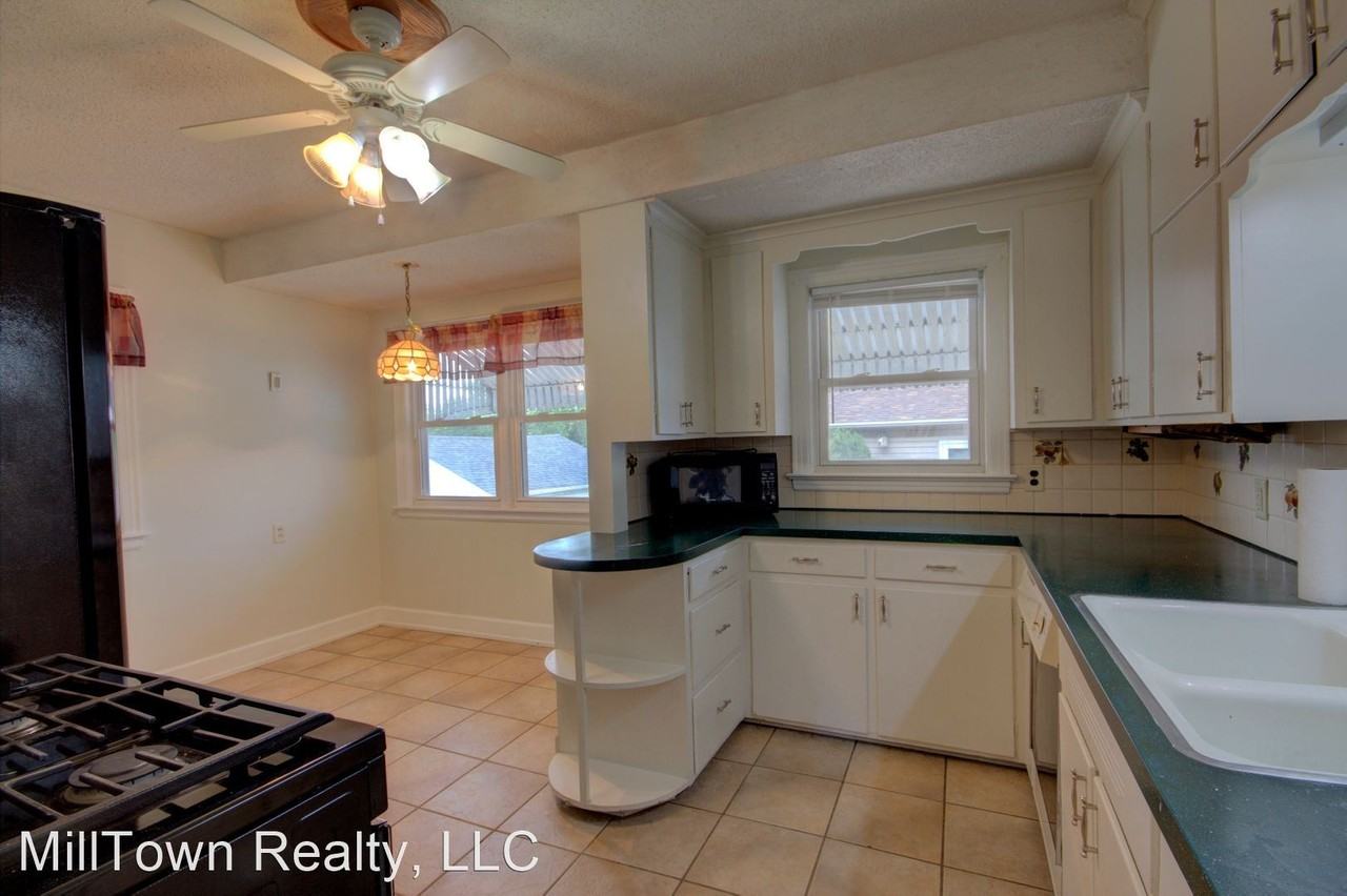 2650 Pacific St - Photo 2 of 36