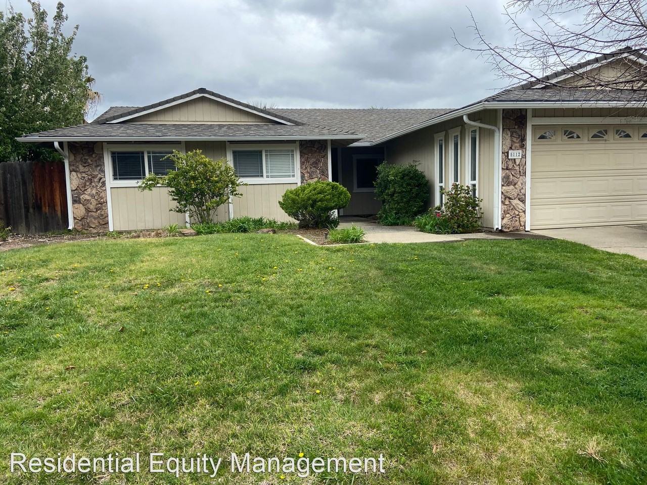 5112 Filbert Ave - Photo 3 of 18