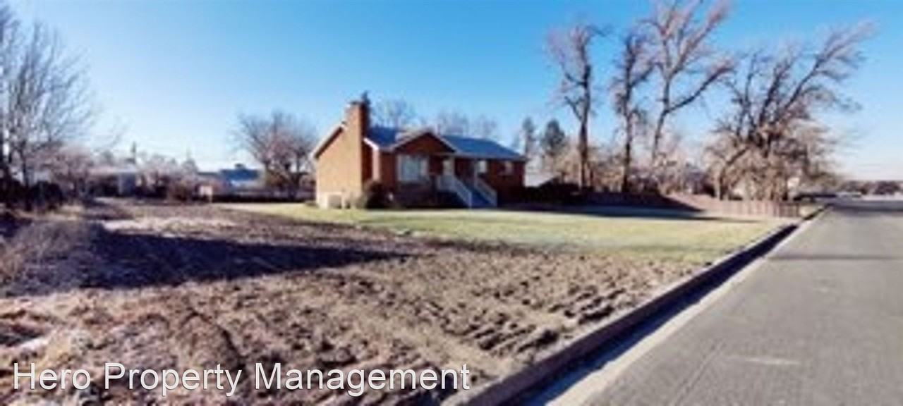 70 E 200 S - Photo 2 of 18