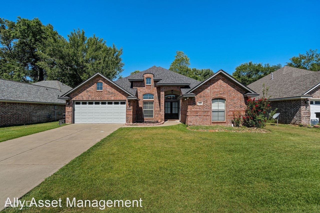 1028 Cressmont St - Photo 3 of 28