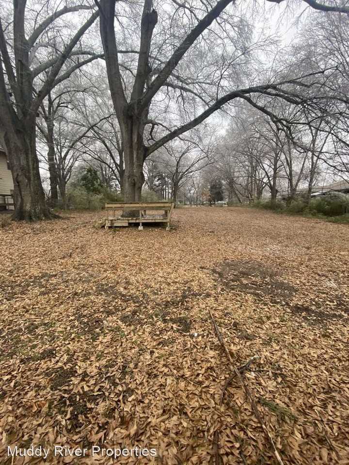 6775 Blocker St - Photo 2 of 7