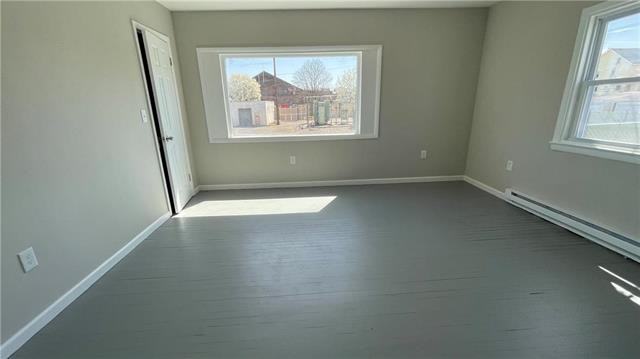 1611 Spruce St - Photo 3 of 8