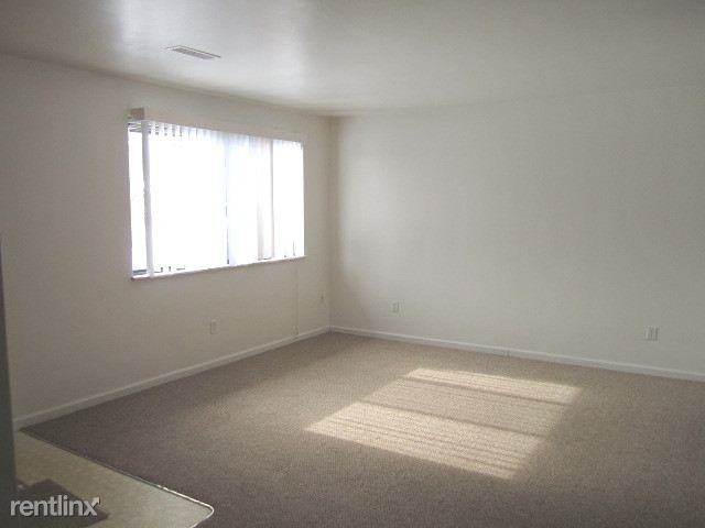 3904 Bay City Rd - Photo 2 of 3