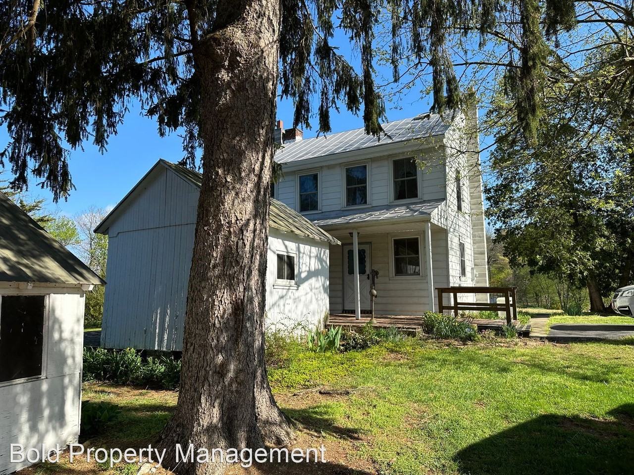 84 Stump Ln - Photo 2 of 15