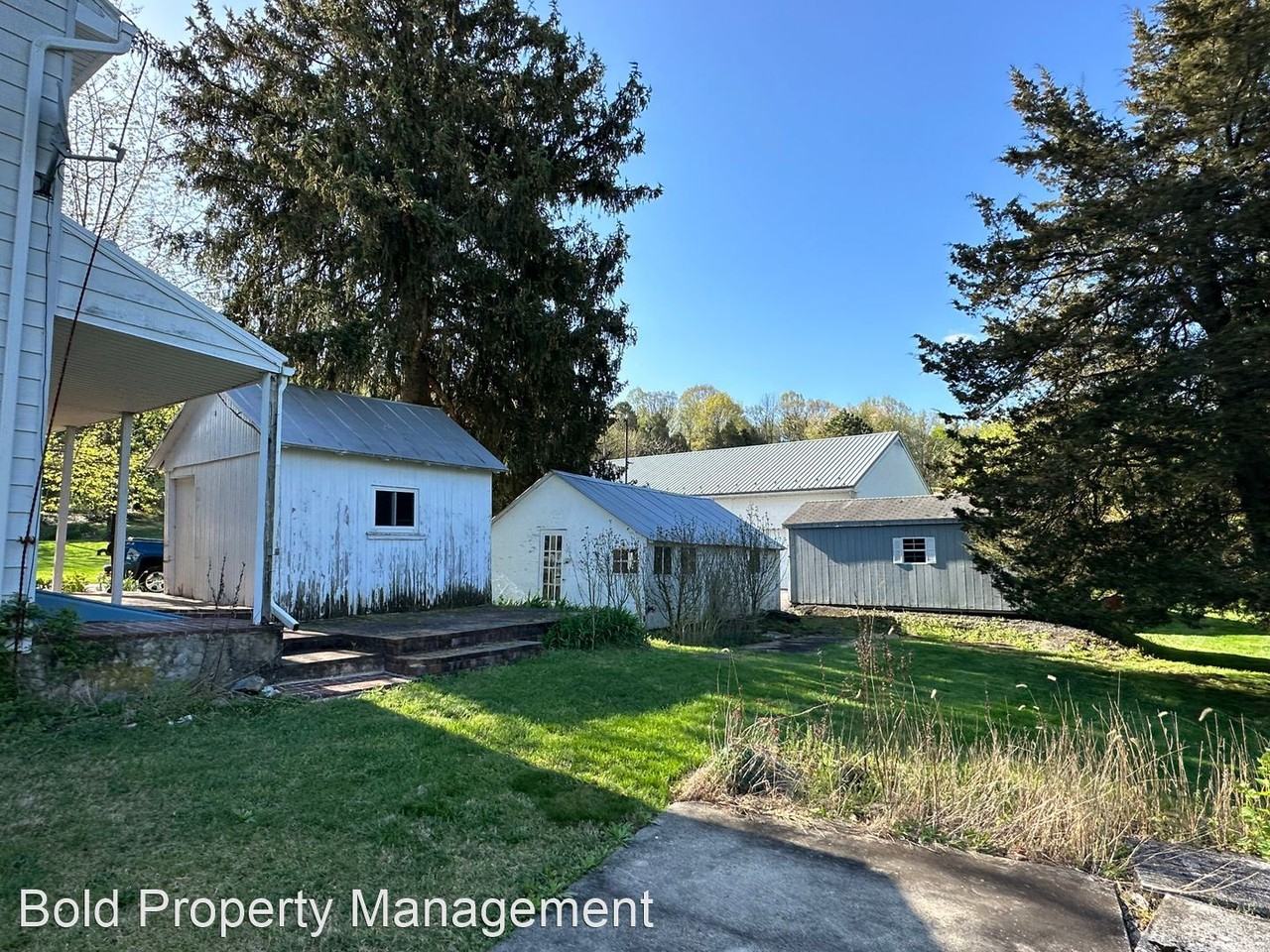 84 Stump Ln - Photo 3 of 15