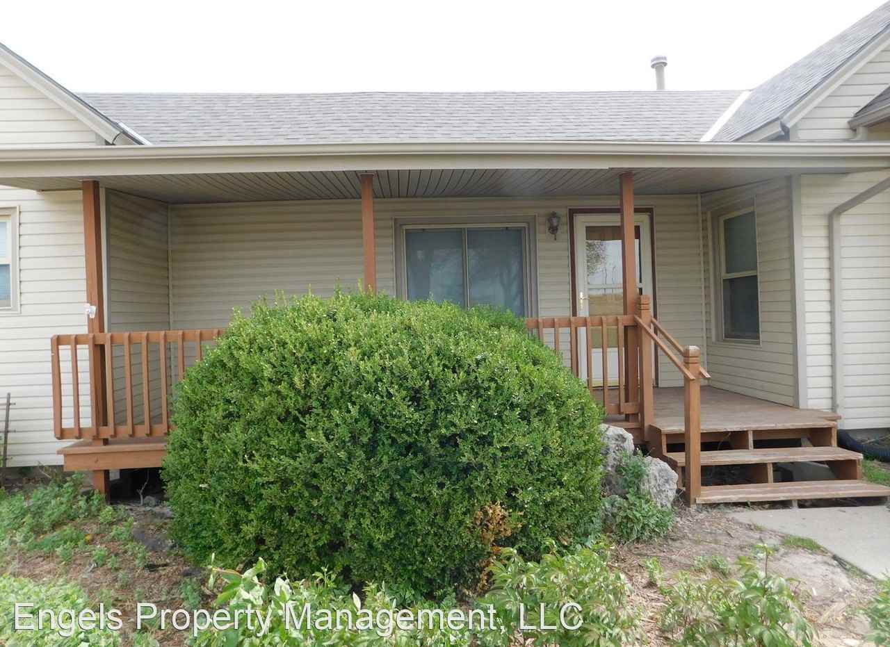400 S Archer Dr - Photo 2 of 33