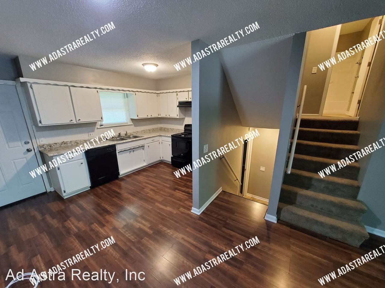 1503 E Elizabeth St - Photo 3 of 9