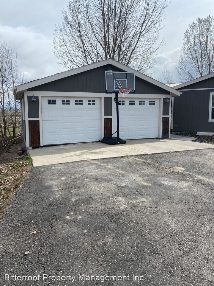 9806 Wheatgrass Ln - Photo 3 of 31