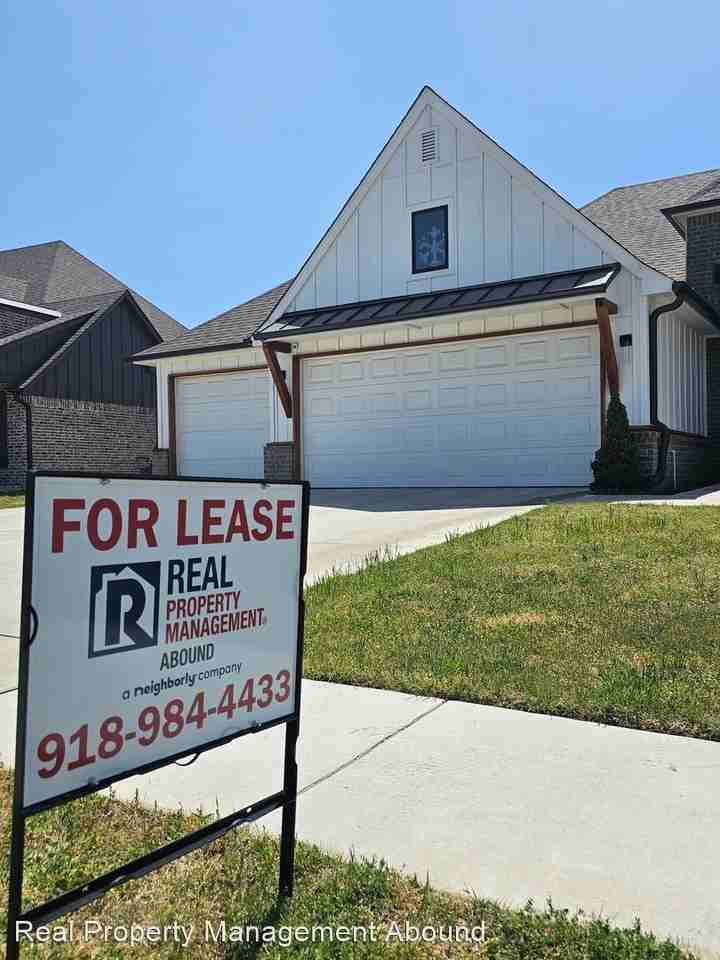 6312 E 127th St S - Photo 2 of 50