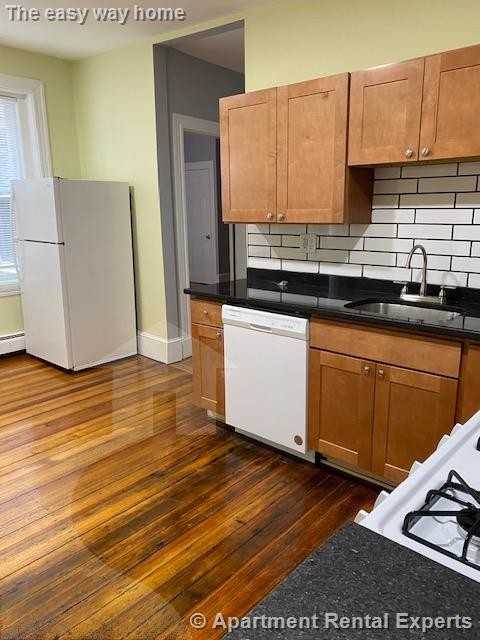 119 Harvard St #6 - Photo 2 of 9