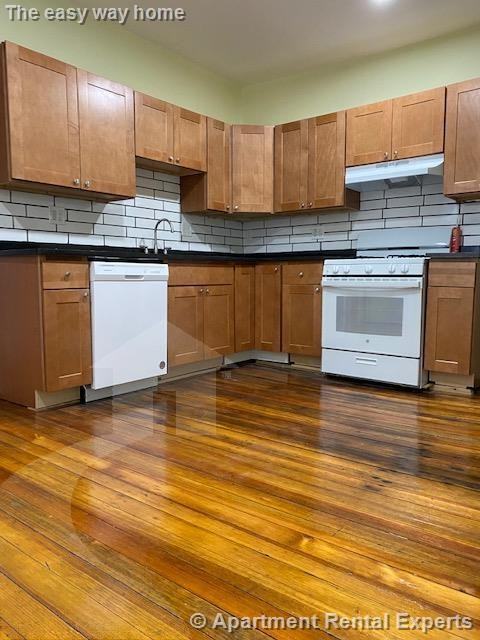 119 Harvard St #6 - Photo 3 of 9