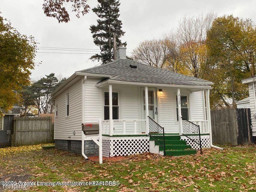 2120 S Pennsylvania Ave - Photo 2 of 15