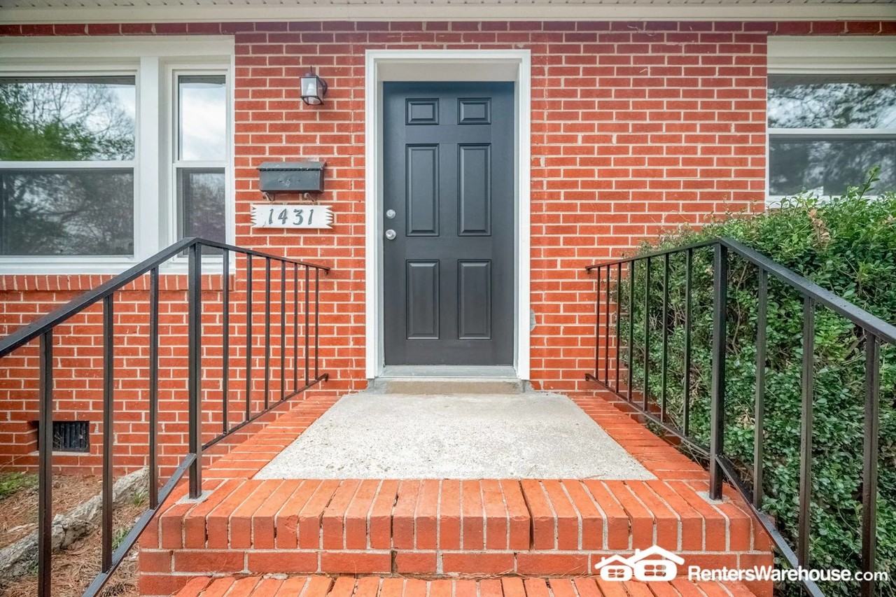 1431 Yeardley Dr - Photo 2 of 20