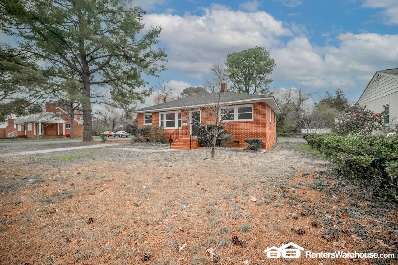 1431 Yeardley Dr - Photo 3 of 20